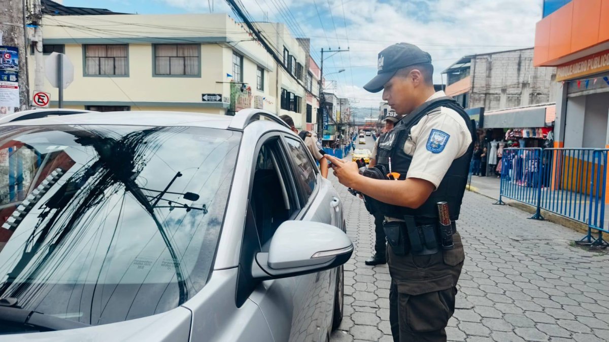 Luego de la masacre en Nueva Aurora, sur de Quito, se montaron operativos.
