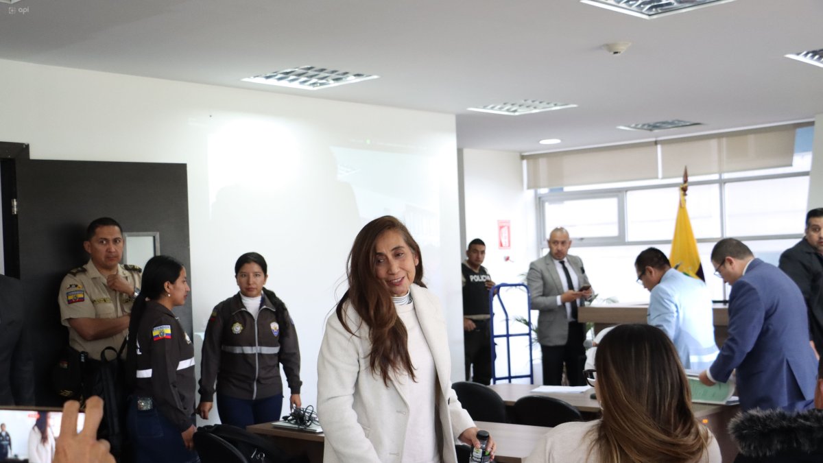 La excomandante Tannya Varela fue llevada a audiencia de formulación de cargos.