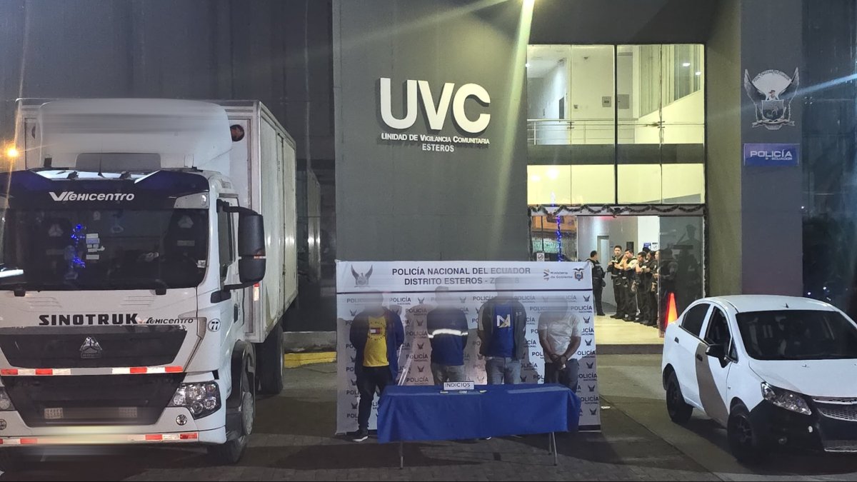 Los sospechosos fueron capturados y también se retuvo el carro que usaban.