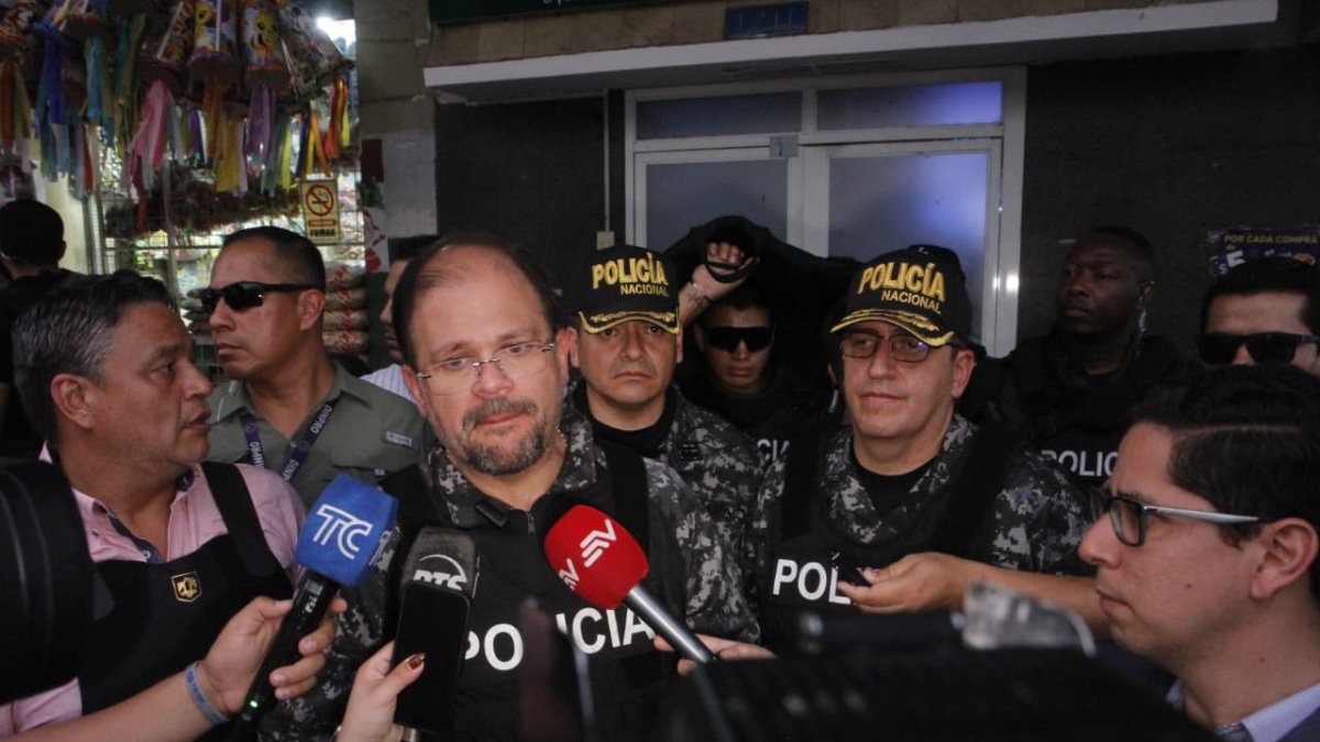 El ministro Reimberg habló sobre el operativo en el centro de Guayaquil.