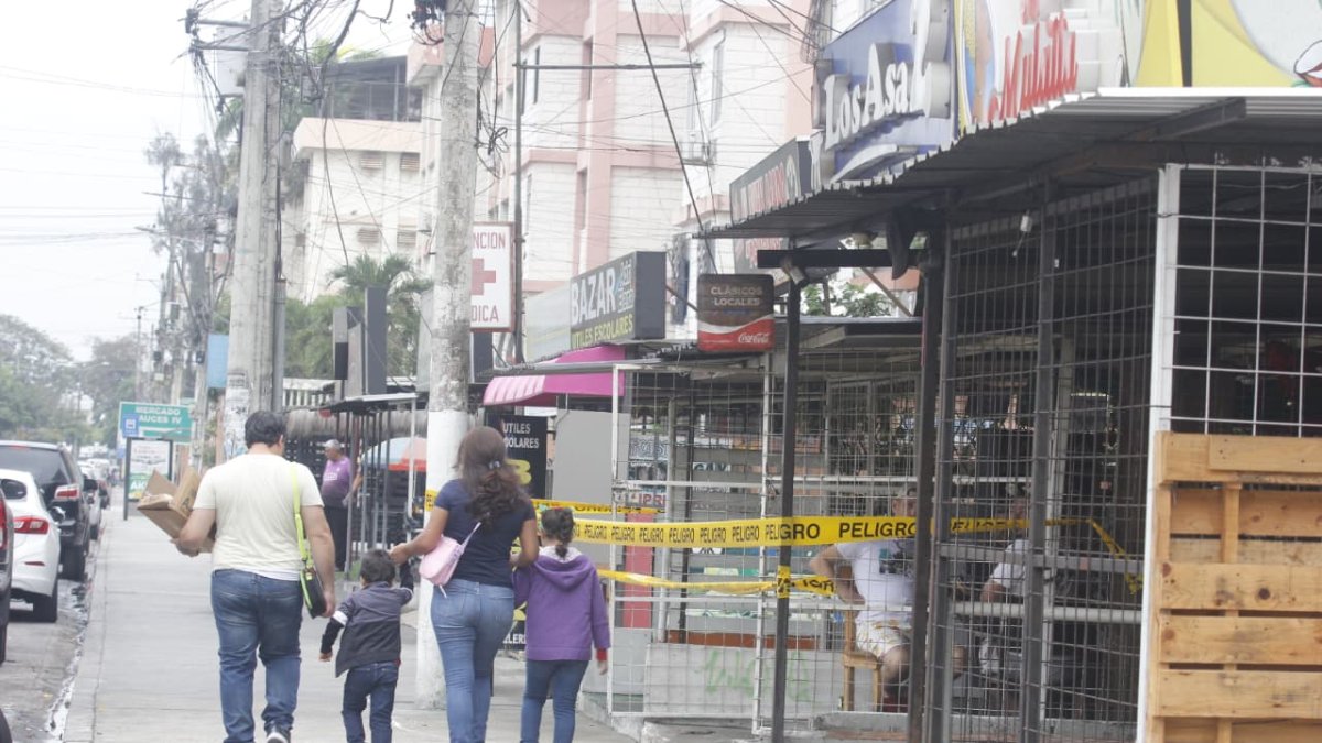 El incidente ocurrió en este restaurante ubicado en Sauces 4, al norte de Guayaquil.