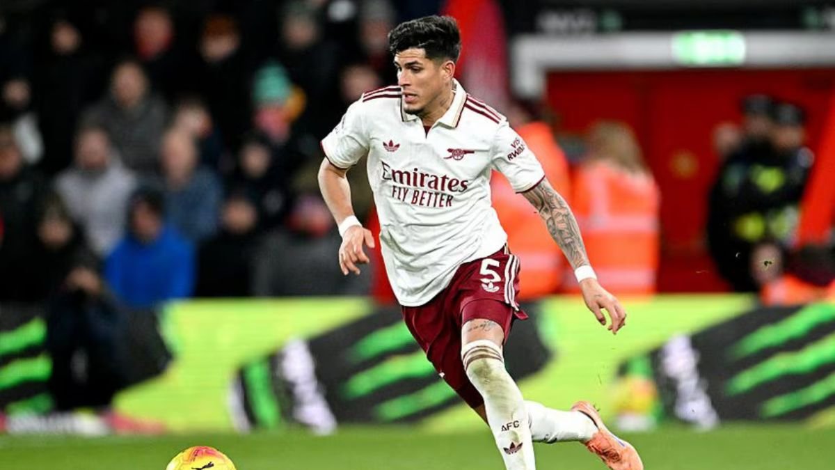 Hincapié ya es jerarquía Premier en el Arsenal de Arteta.