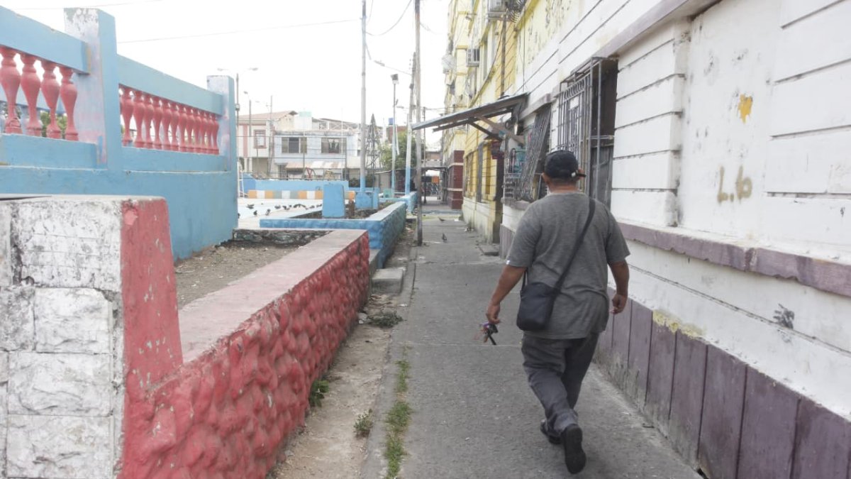 El hecho se registró en las calles Gómez Rendón y José Mascote, en el sector conocido como Casas Colectivas.