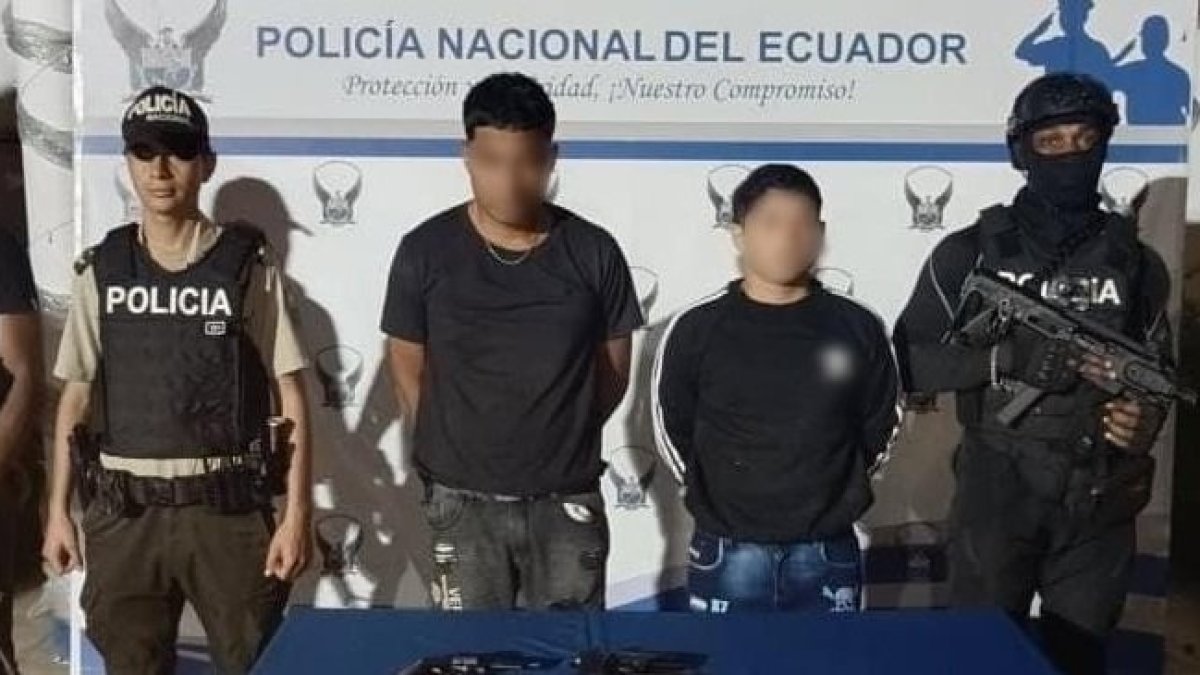 Los dos aprehendidos fueron presentados ante las autoridades judiciales competentes.