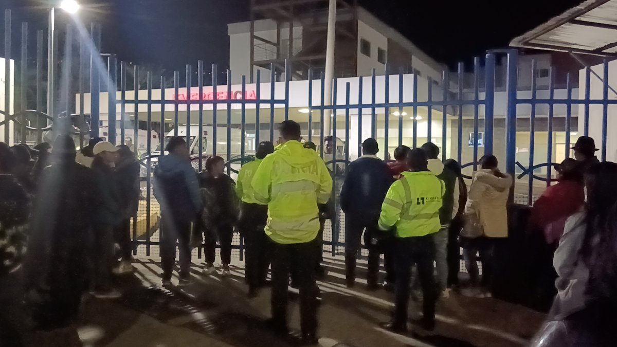 El accidente ocurrido la noche del miércoles 7 de enero dejó a seis heridos que fueron trasladadas al Hospital Regional de Ambato y dos víctimas mortales.