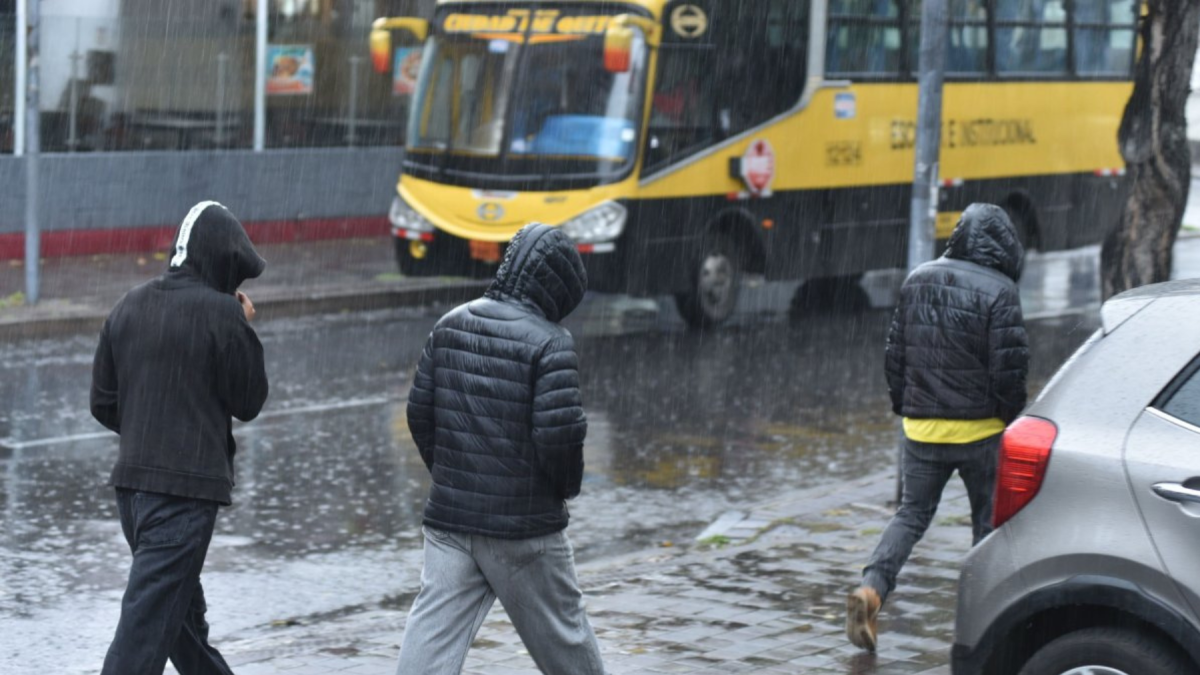 Pronóstico del clima en Ecuador: el Inamhi mantiene la alerta por lluvias y tormentas eléctricas en la Costa, Sierra y Amazonía.