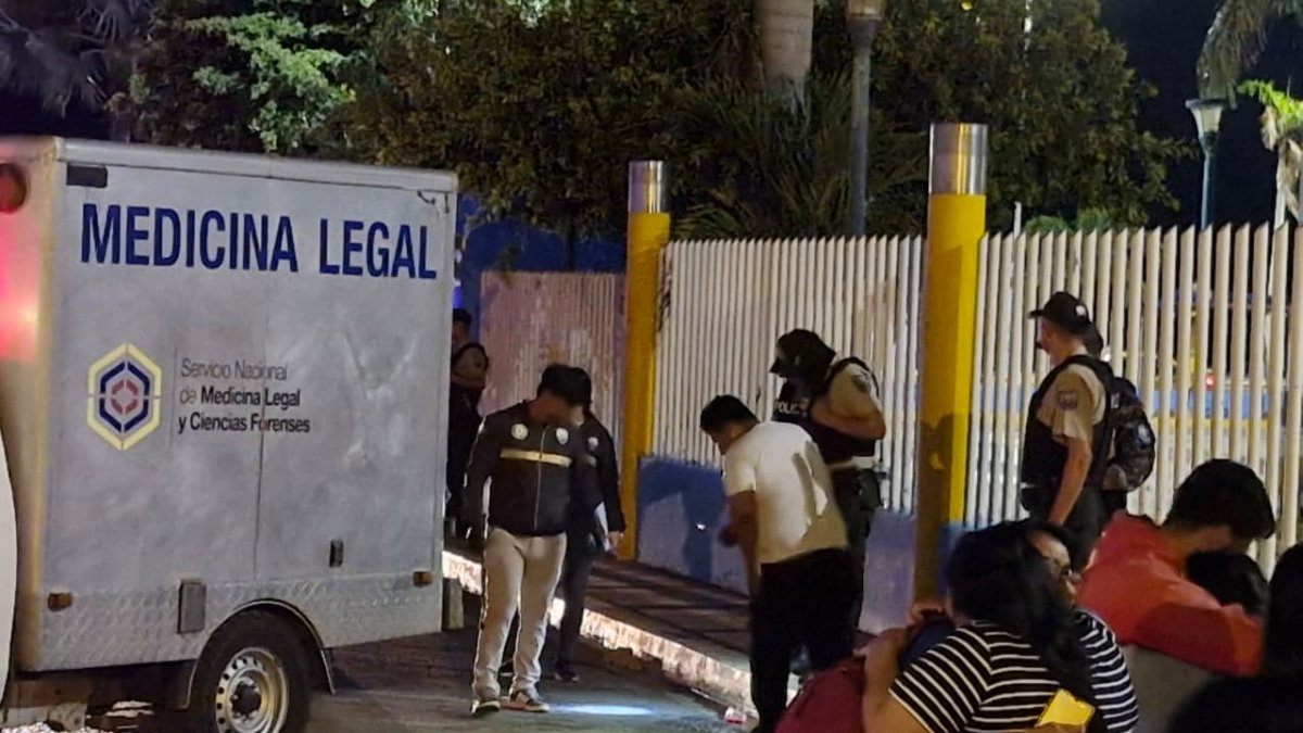 La escena del crimen fue en el malecón de La Libertad una zona muy concurrida de la urbe peninsular