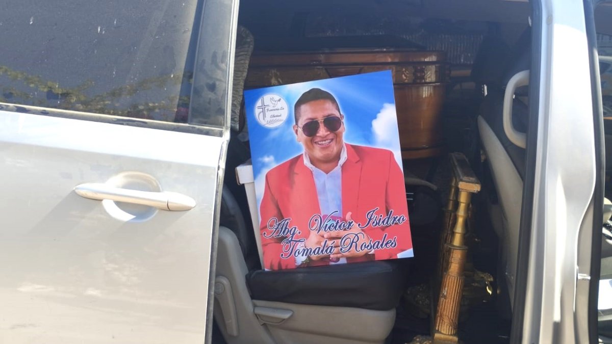 El abogado Víctor Tomalá Rosales, en redes sociales, se identificaba como Cholito Palmareño.
