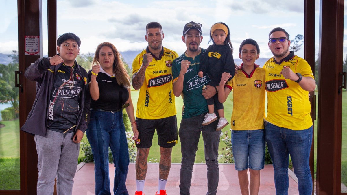 Milton Céliz es nuevo refuerzo de Barcelona SC fue recibido por socios de Barcelona.