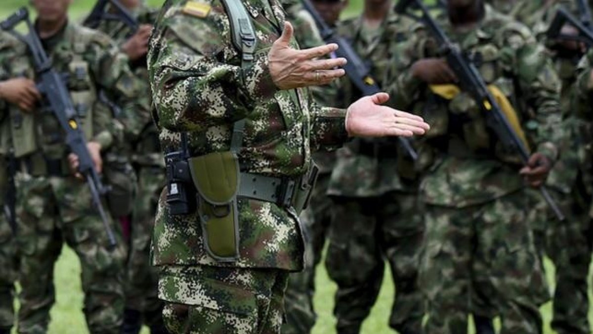 El Ministerio de Defensa de Colombia señaló que sus fuerzas armadas trabajan constantemente con sus pares de Ecuador.