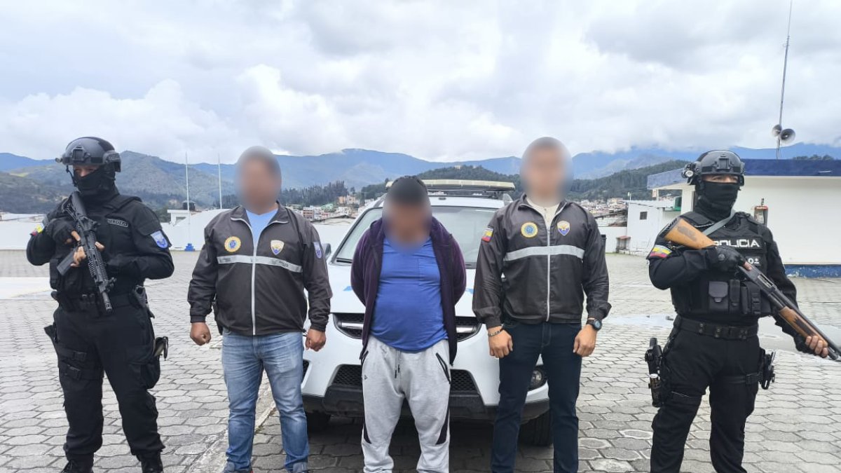 Agentes de la Policía Nacional y Fiscalía ejecutaron el operativo en Catamayo.
