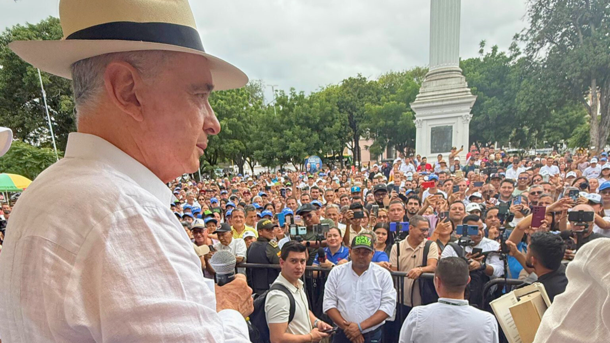 Álvaro Uribe, expresidente de Colombia.