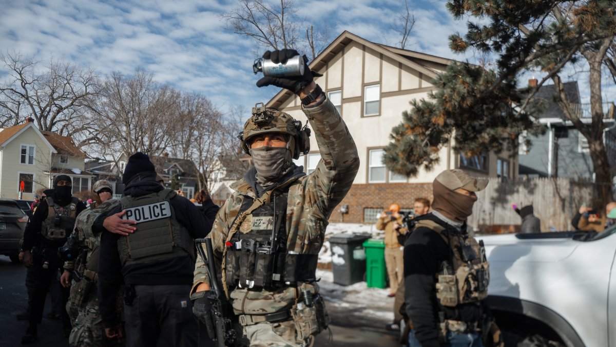 Agentes del ICE detuvieron al niño.