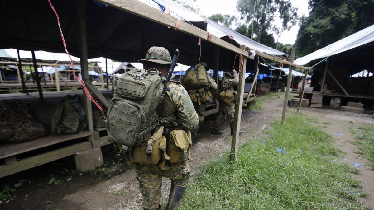 El periodista develó nombres y fotos de los presuntos cabecillas de una disidencia de las FARC.