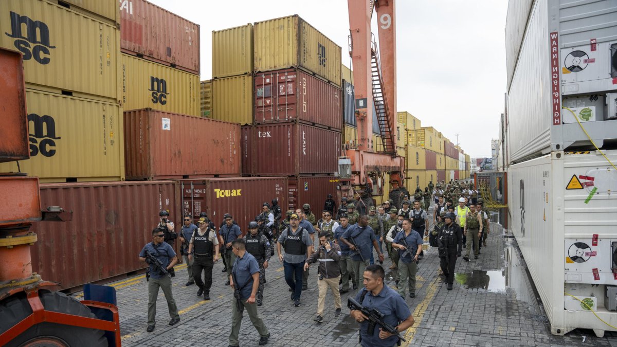 Las autoridades de seguridad de Ecuador fijan su atención en los puertos.
