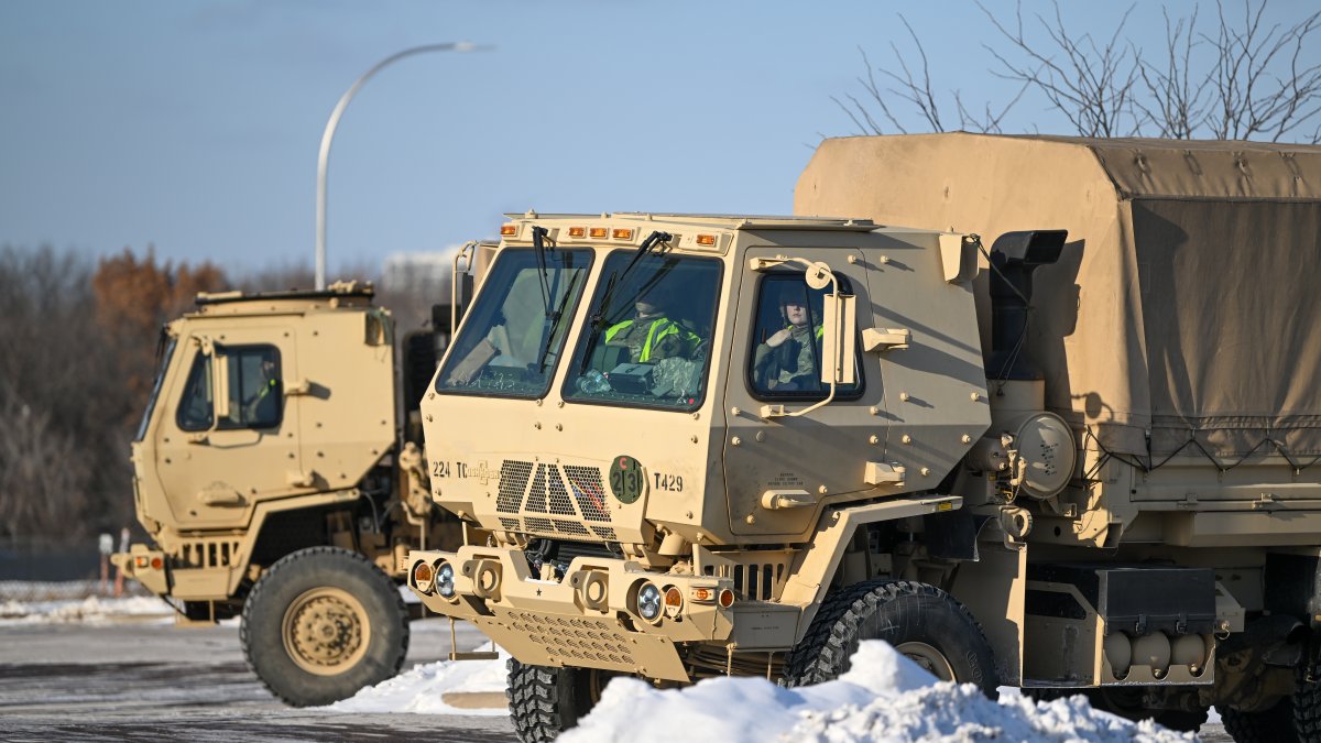Agentes federales custodian las oficinas de ICE en Minneapolis.