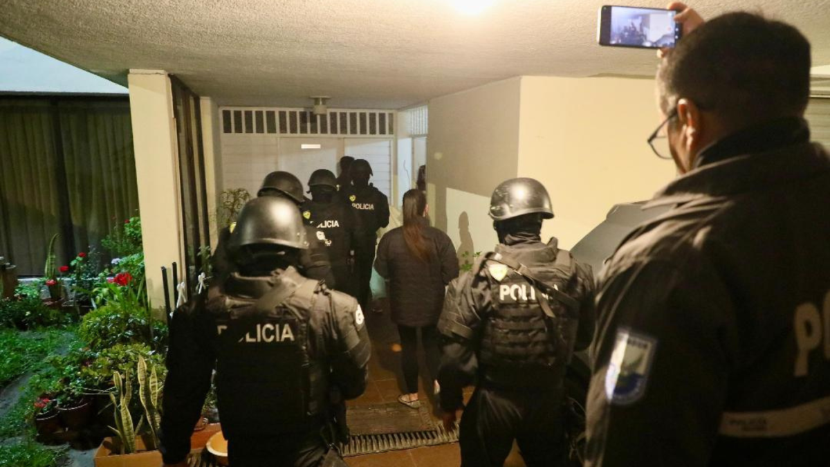 Fotografía compartida por Fiscalía sobre allanamientos en caso Caja Chica; la casa de Luisa González, una.