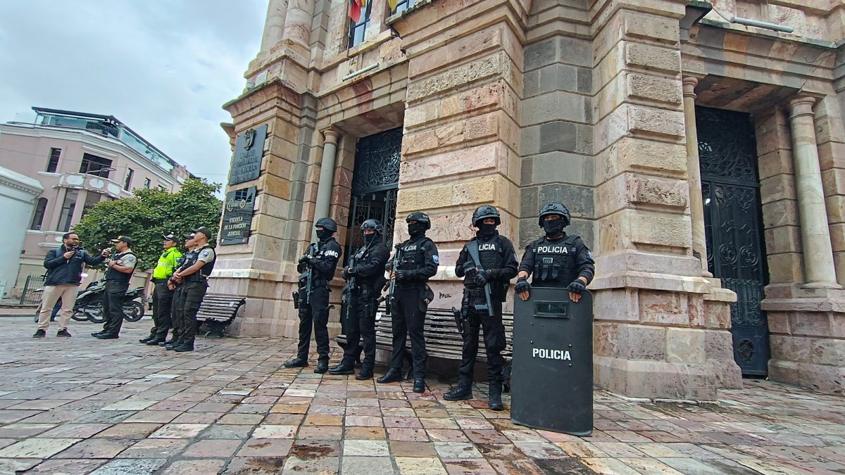 La alerta de bomba movilizó a la Policía en Cuenca.