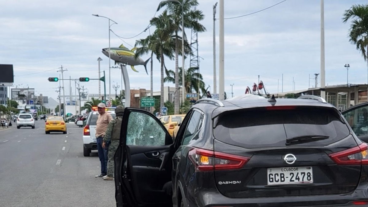 En la avenida Malecón, en Manta, fue asesinado el hijo del ex cabecilla de Los Lobos, Lo Briones Chiquito
