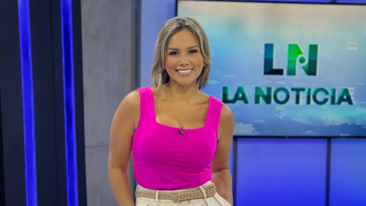 Allison Carrillo, presentadora de El Despertar de La Noticia, de RTS