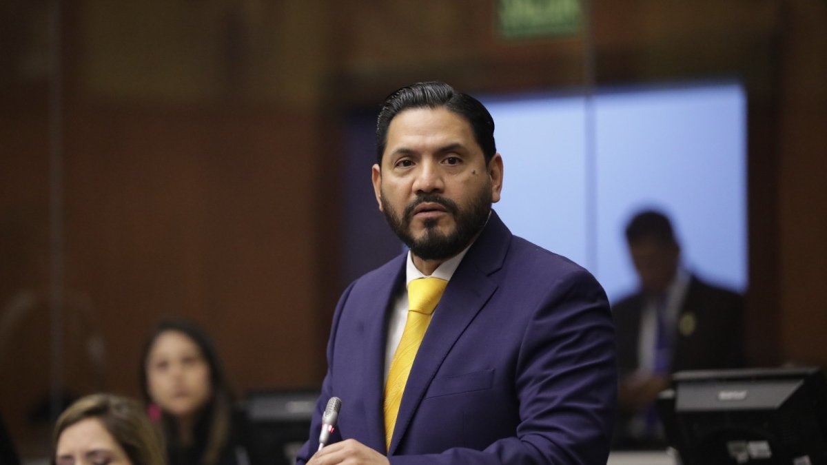 Otto Vera defiende venta de terrenos municipales a Bellitec y niega irregularidades