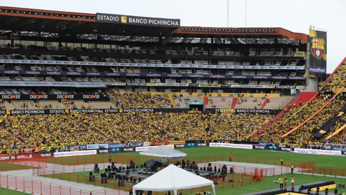 Un hincha causó terror y polémica en la Noche Amarilla 2026.