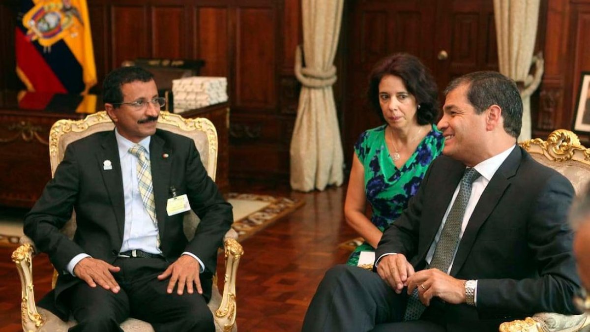 Rafael Correa con el sultán emiratí Ahmed Bin Sulayem