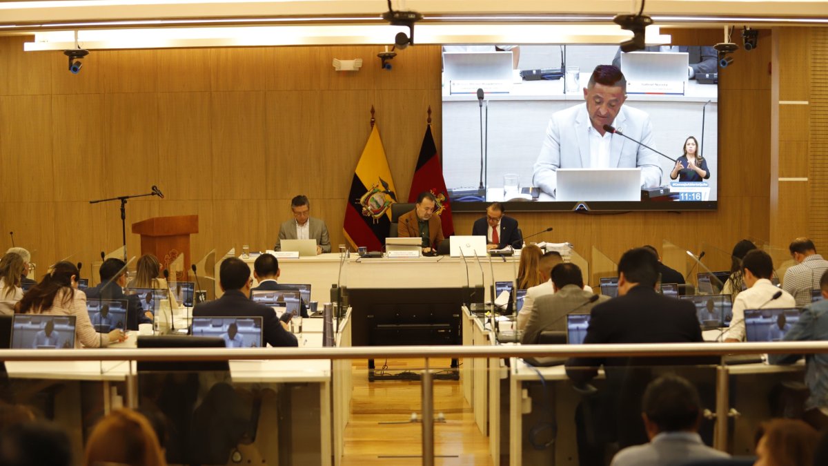 El 'encontrón' se dio en el pleno del Concejo Metropolitano de Quito