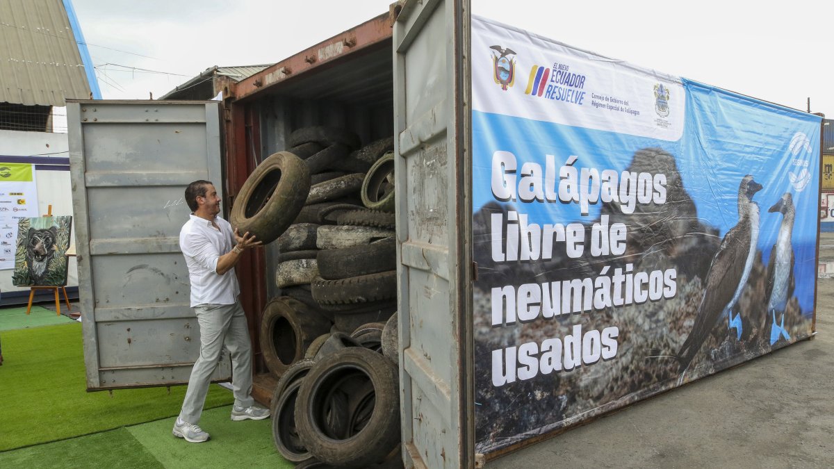 El traslado forma parte de un plan de economía circular que reduce residuos peligrosos en una de las reservas marinas mejor conservadas del mundo.