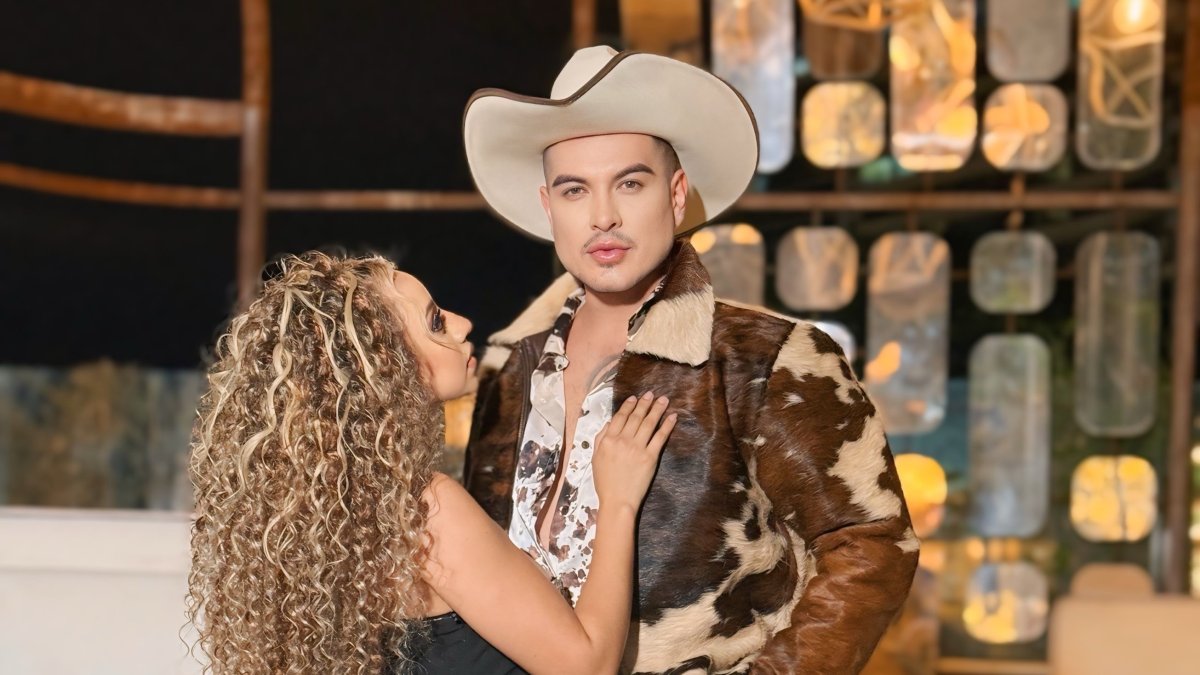 El artista ambateño es conocido por sus temas de género regional popular.