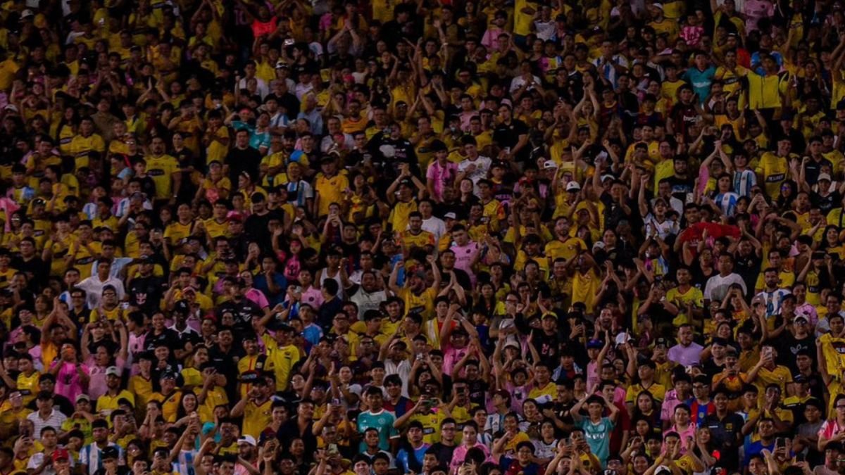 La hinchada de Barcelona SC y su segunda Noche Amarilla del 2026.