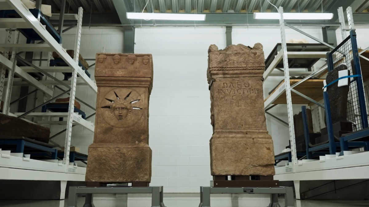 Los altares fueron restaurados tras fragmentarse bajo tierra durante siglos