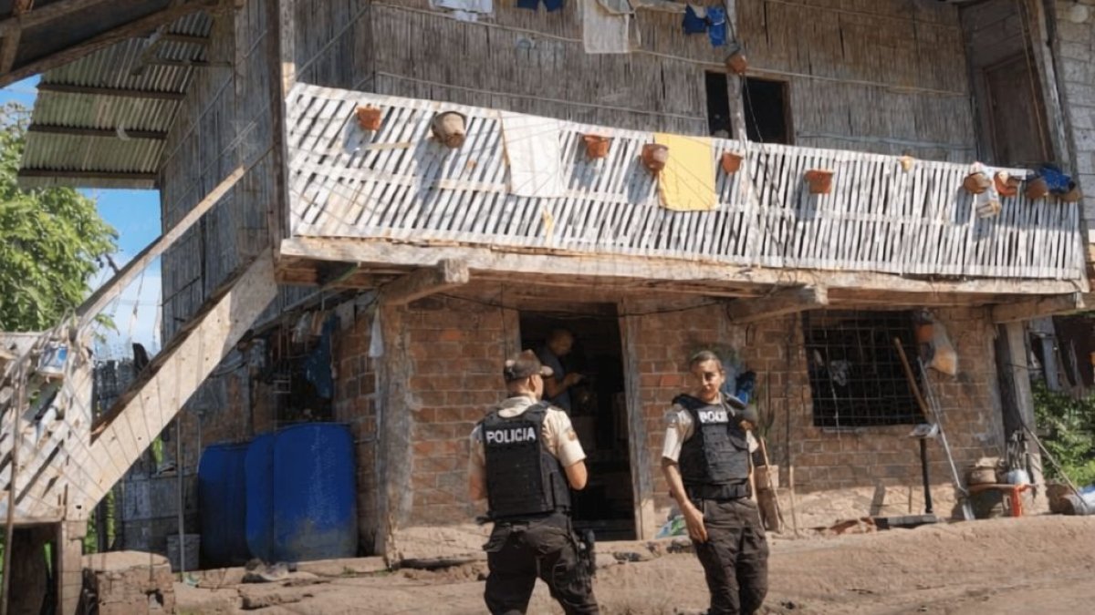 Sujetos que llegaron a esta casa arremetieron a balazos con armas de fuego calibre 9 mm y 5.28 mm.