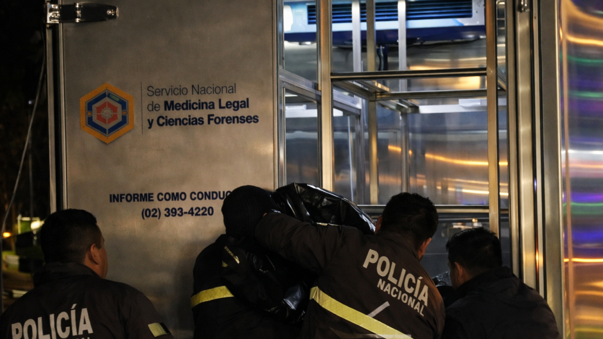 En el Night Club La Luna se levantaron al menos 16 indicios balísticos tras el ataque armado que dejó tres muertos y dos heridos.