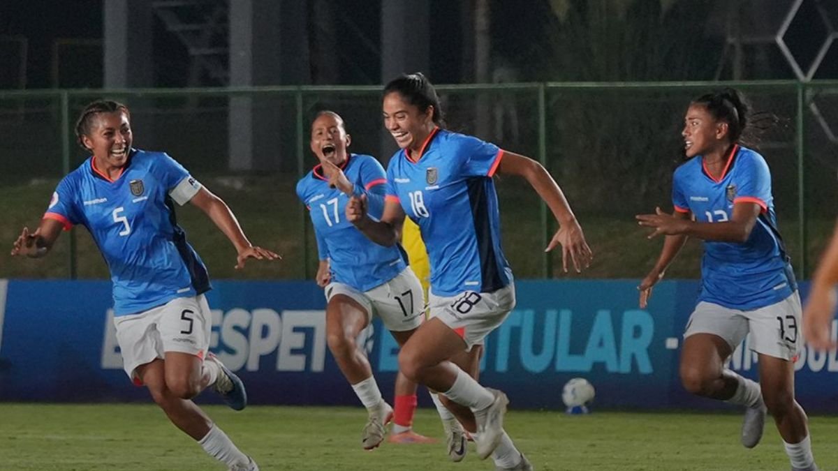 Ecuador le quitó el invicto a Colombia, con un golazo de Rosa Flores.