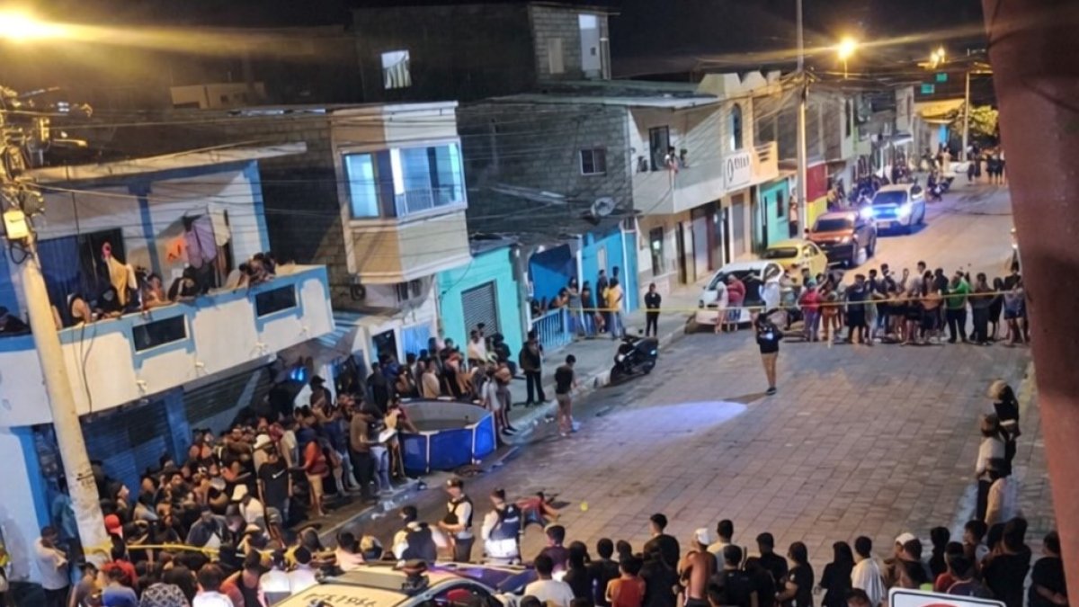 La zona del crimen quedó marcada por el pánico y la incertidumbre.