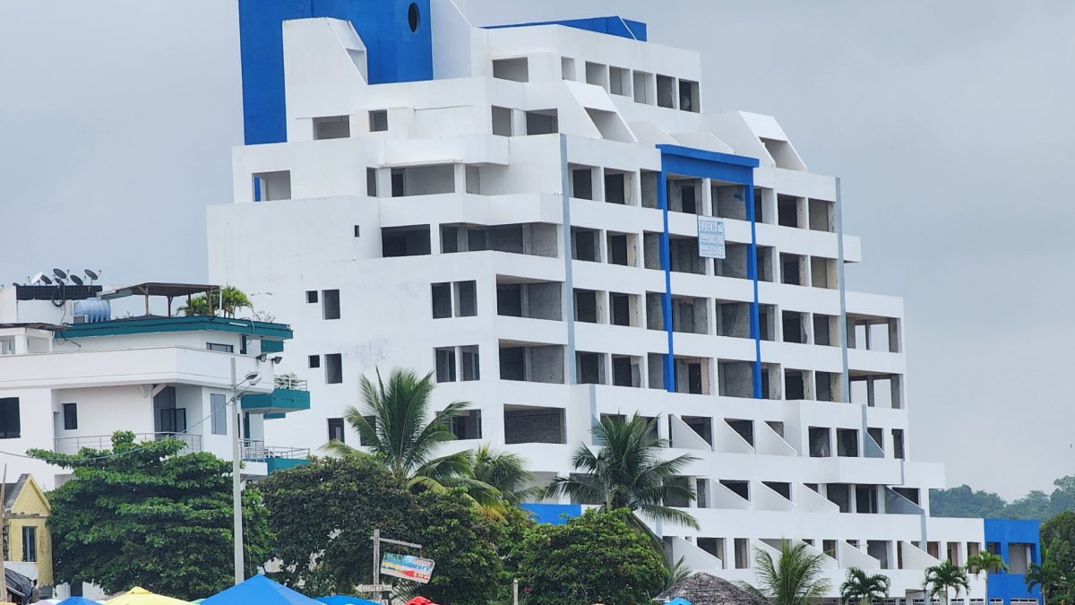 Problemas viales restaron visitantes en las playas esmeraldeñas.