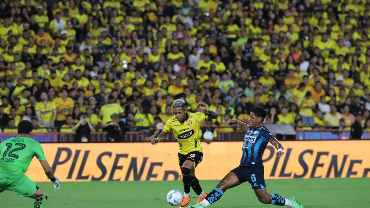 Barcelona SC busca avanzar en la Copa Libertadores 2026.