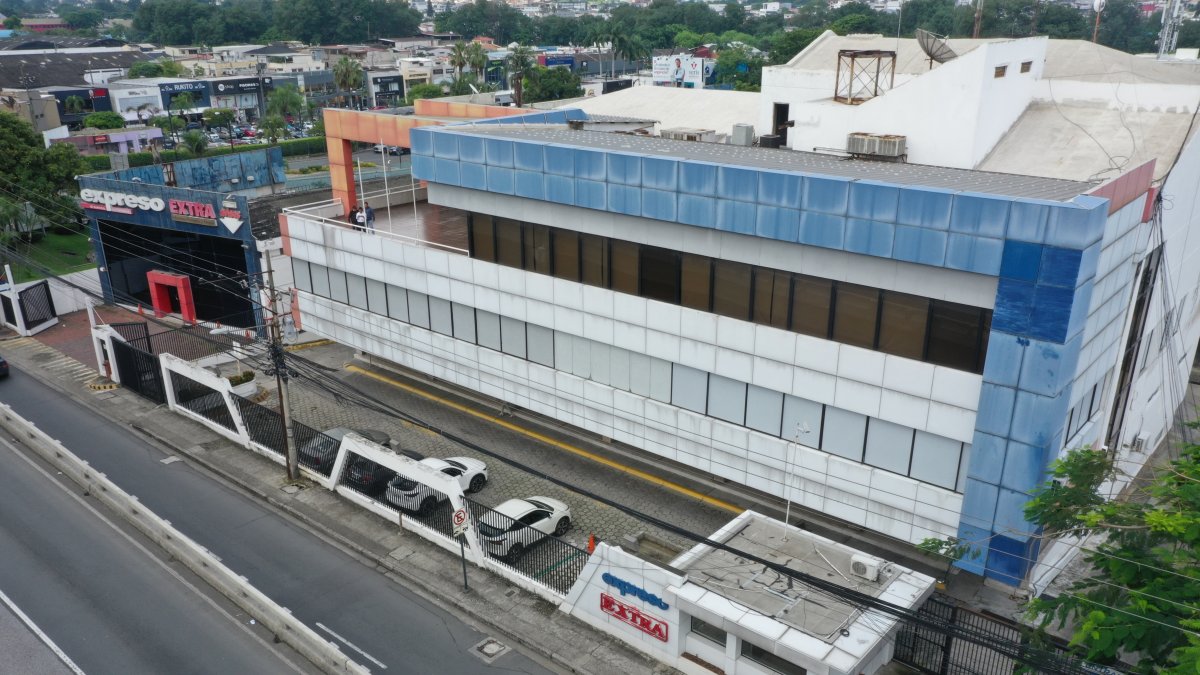 Sede de los diarios EXPRESO y EXTRA en Guayaquil.
