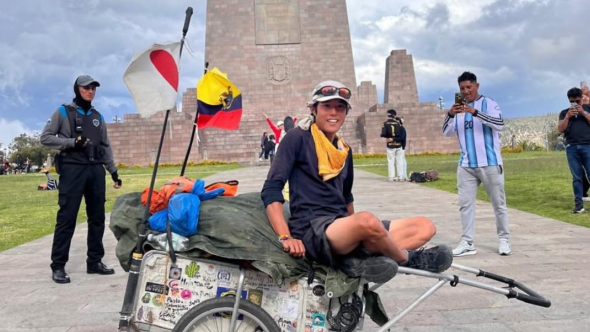 El influencer japones Atsushi Yao en Quito.