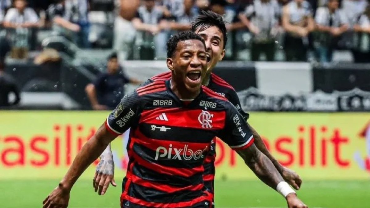 Gonzalo Plata es una de las figuras de Flamengo en la Recopa Sudamericana.