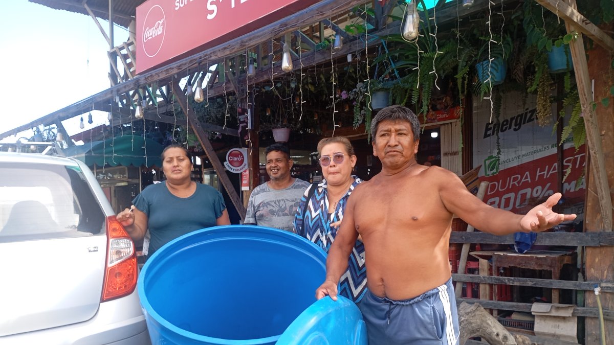 Comerciantes del sector enfrentan dificultades por la escasez de agua.