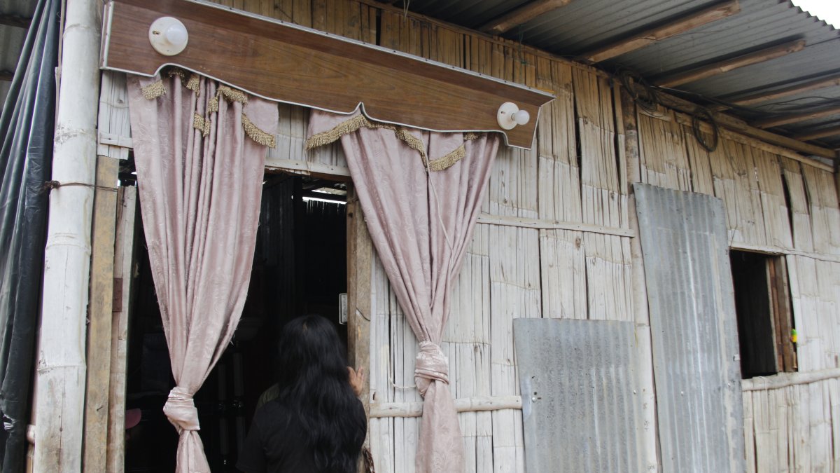 Jennifer es velada este sábado por sus familiares