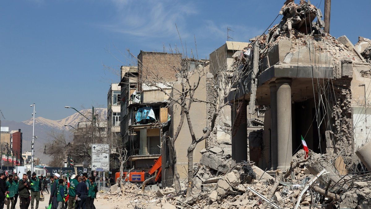 Una operación militar conjunta israelí-estadounidense atacó varios puntos de Irán desde la madrugada del 28 de febrero de 2026