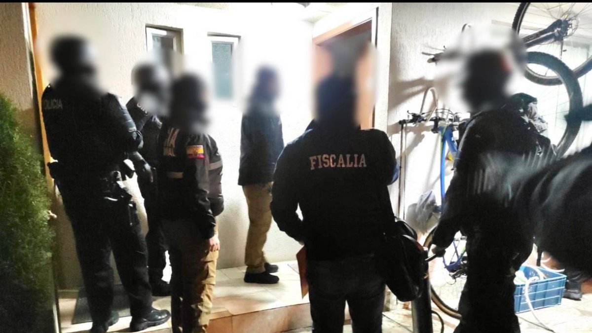 La Fiscalía ejecutó un allanamiento en la madrugada del 4 de marzo de 2026.