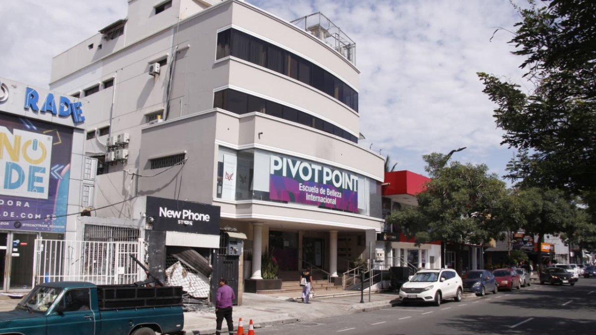 El negocio de Conny Garcés fue blanco de un atentado criminal.