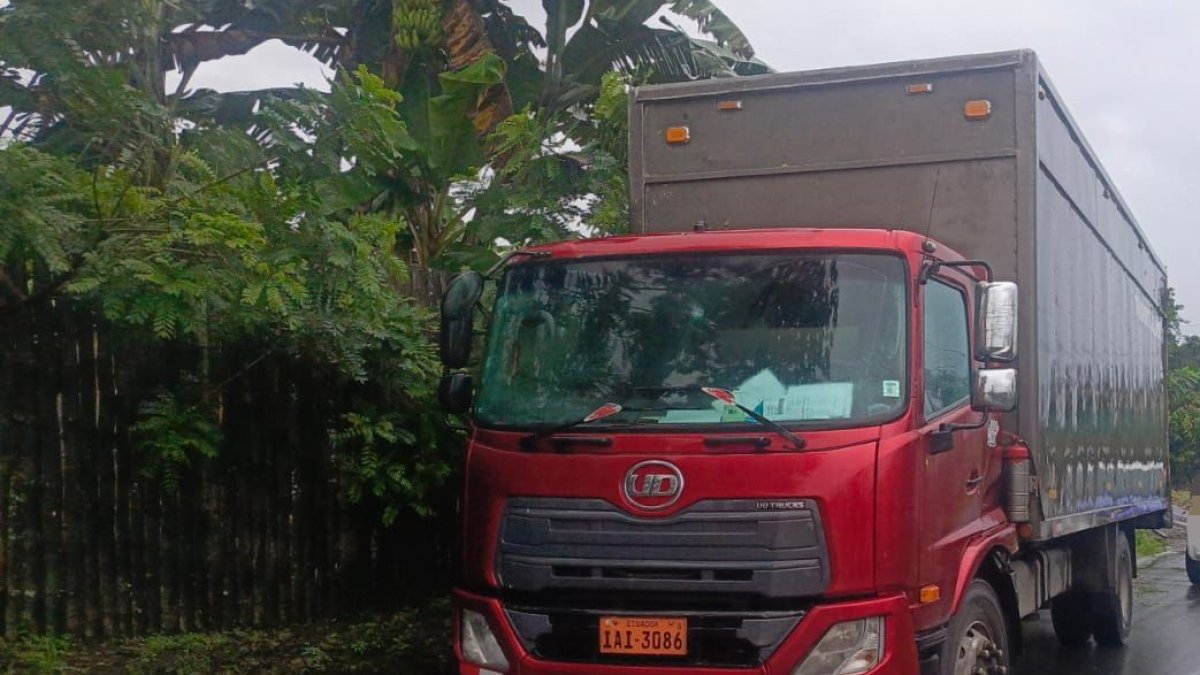 El camión fue localizado en el cantón Valencia, sin la mercadería.