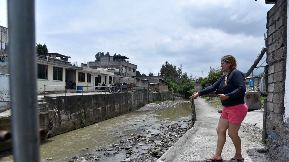 Moradora indica que el problema son los escombros que arrastra de la parte alta.