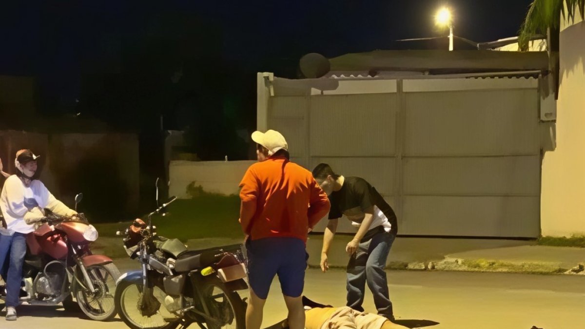 El comerciante quedó tendido en medio de la vía en la parroquia Muey.