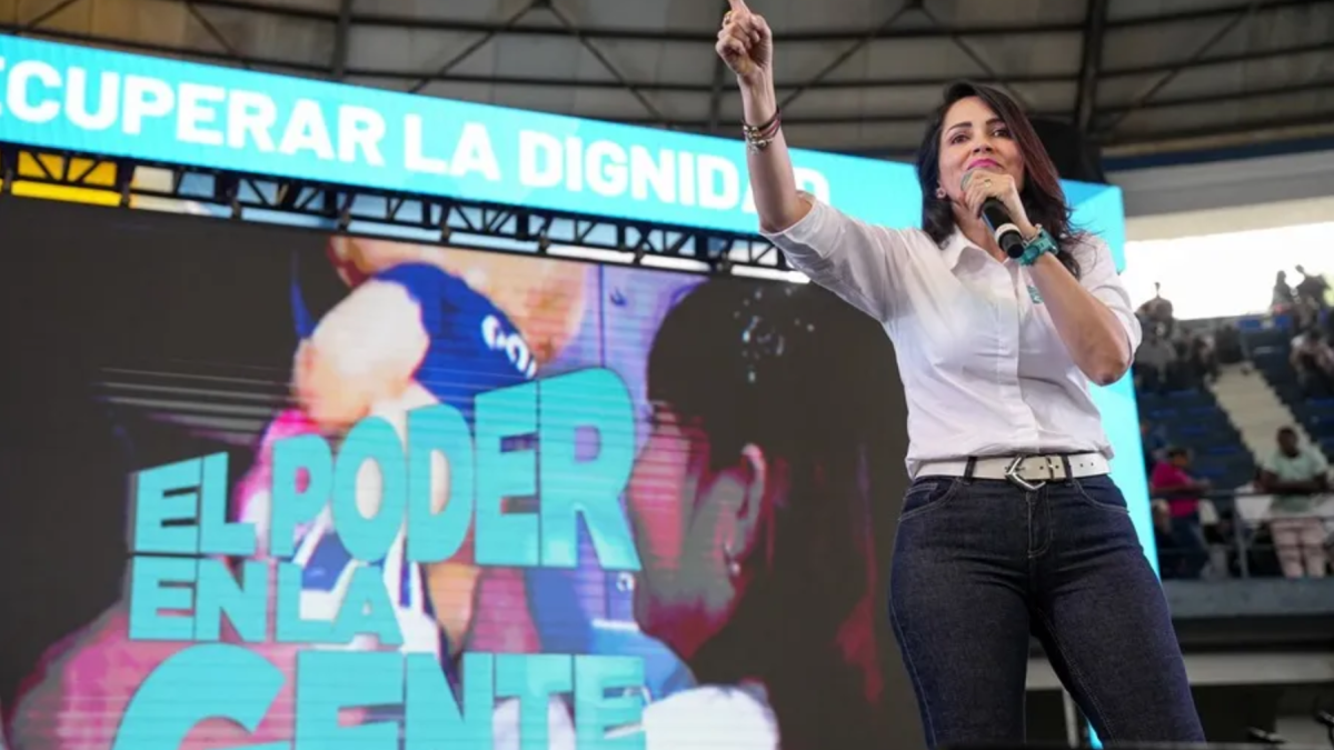 La excandidata presidencial, Luisa González.